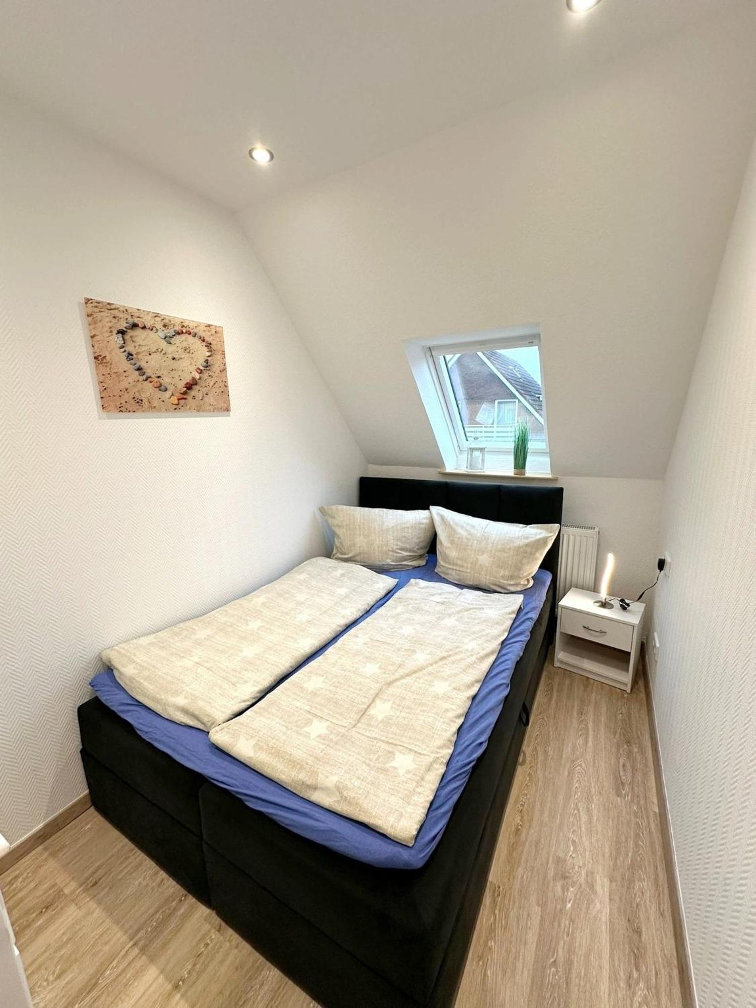 Ferienwohnung Haus Boje "Knurrhahn" Neuharlingersiel Bagian luar foto